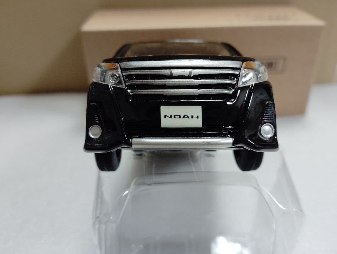 トヨタ ノア Si 80前期型 カラーサンプルミニカー 非売品 202
