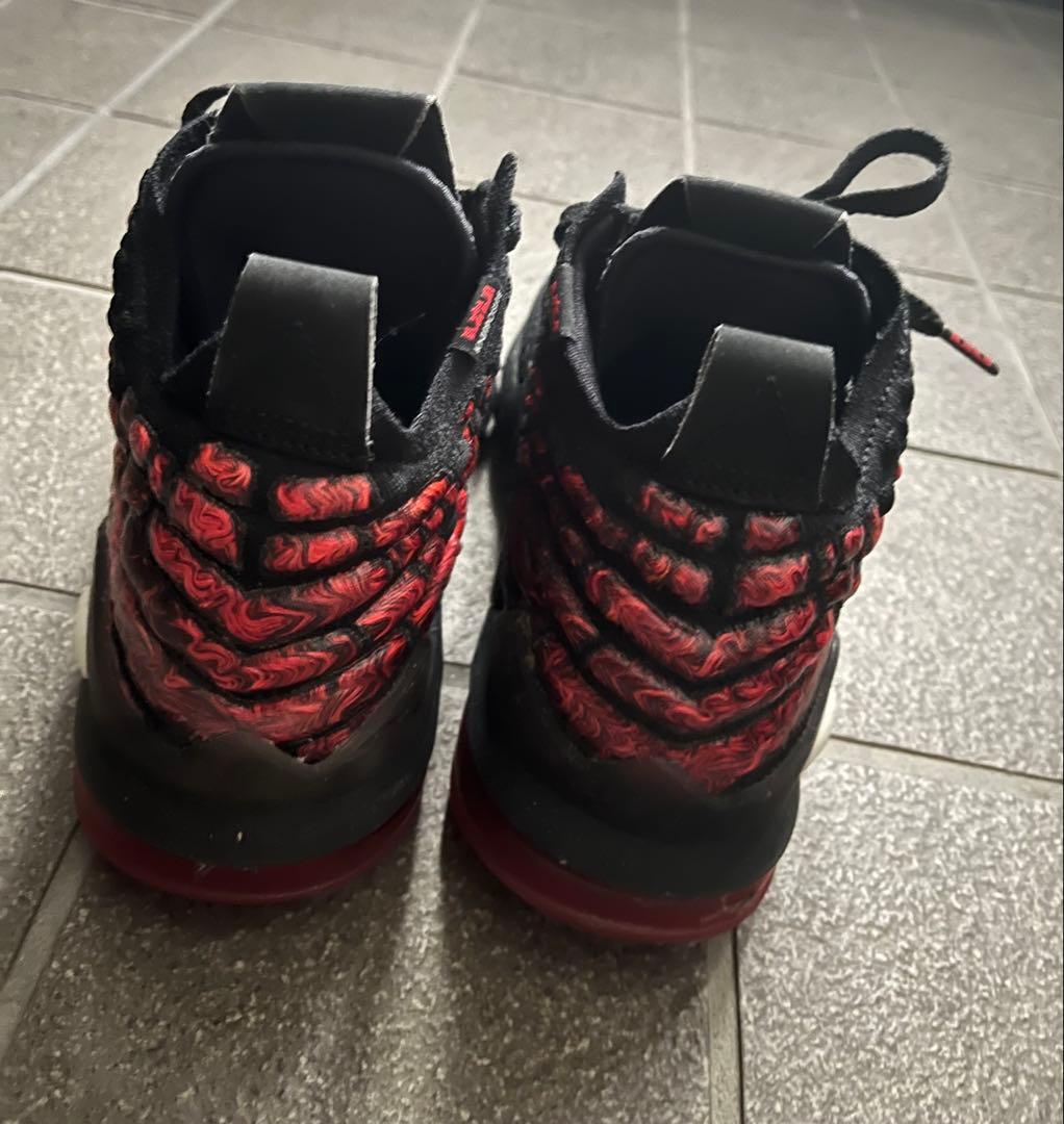 ナイキ LeBron 17 ブラック/レッド　23センチ
