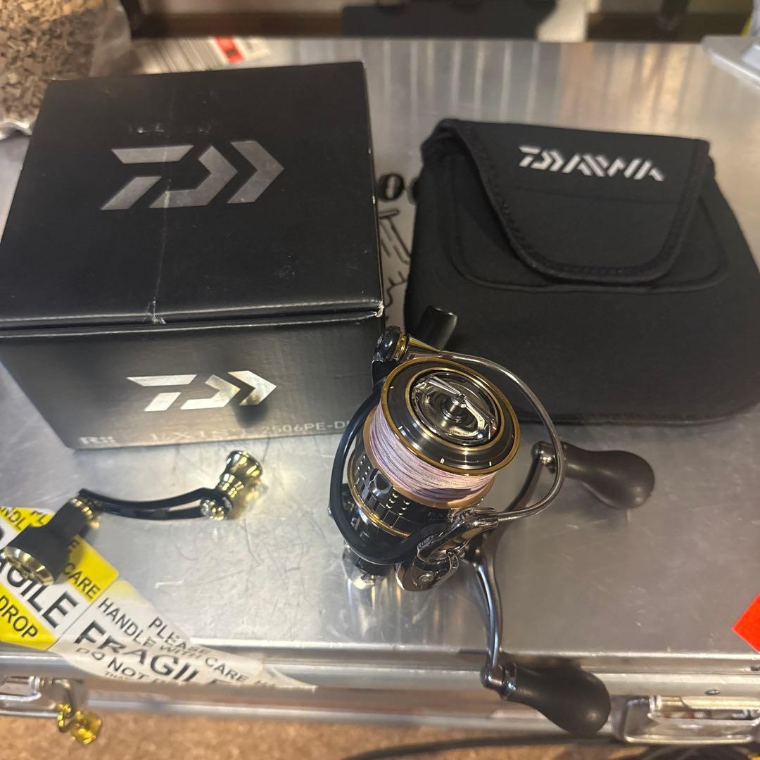 リール Daiwa 15 EXIST 2506PE-DH