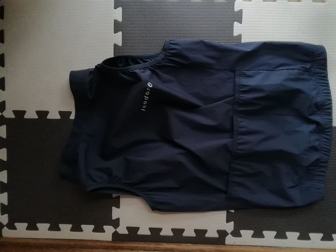 isadore　debut wind gilet Mサイズ