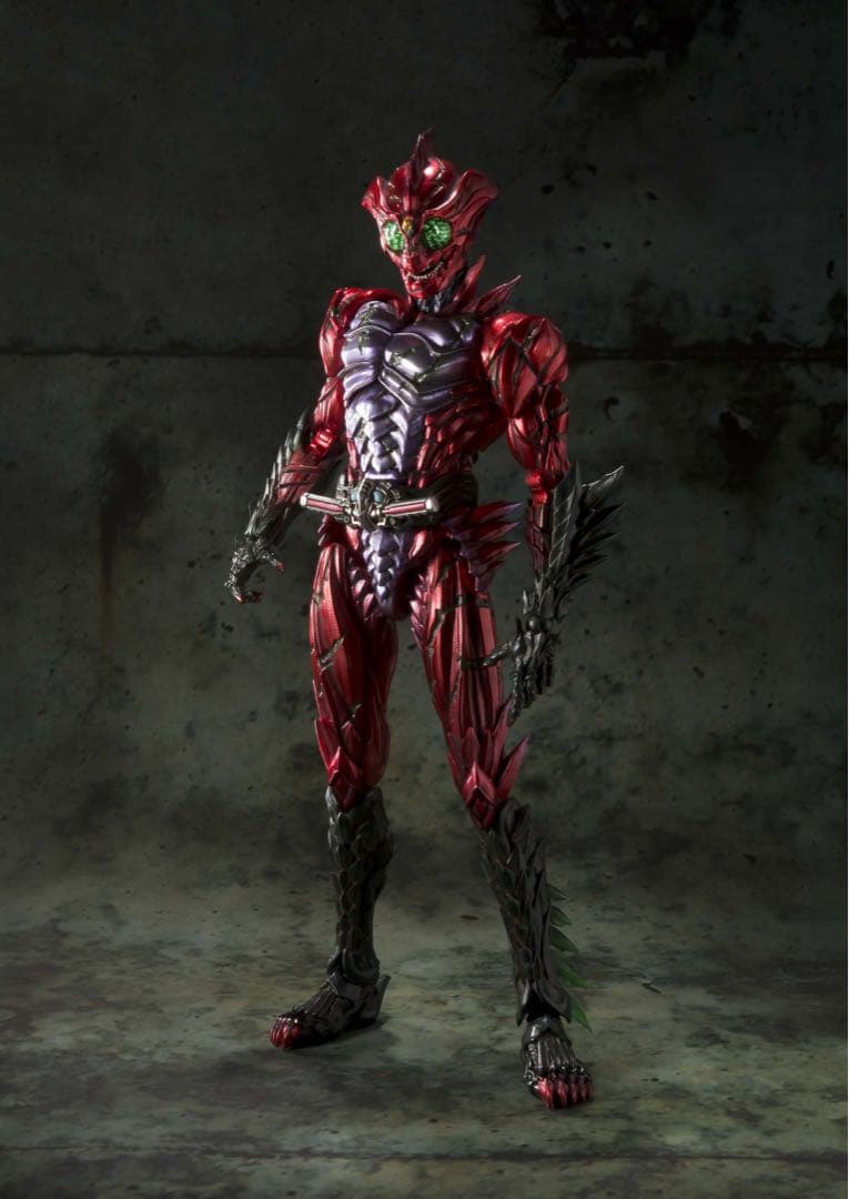パ*ン様 sic 仮面ライダーアマゾンズ　アルファ&オメガ　2体セット