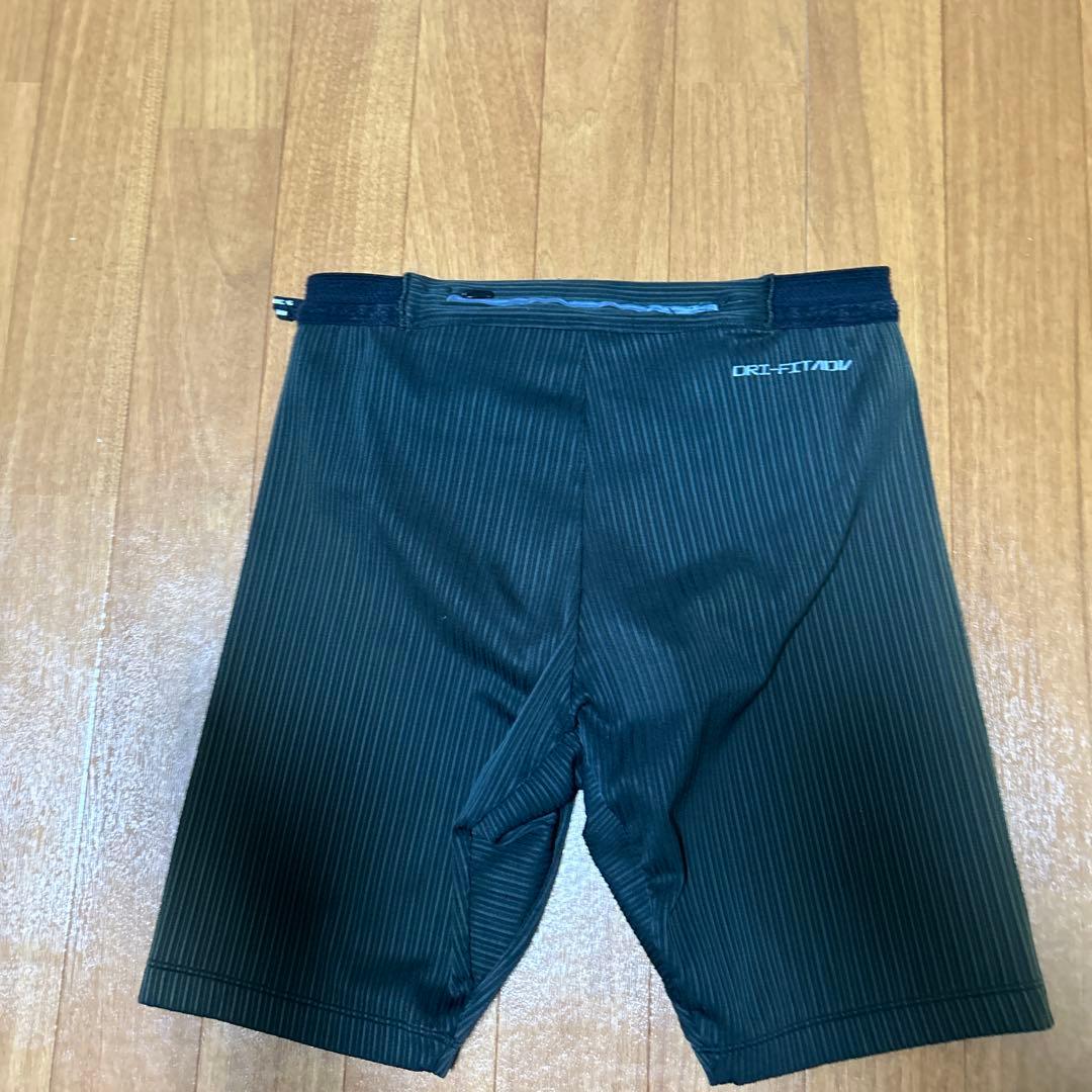 Nike エアロスイフト　ハーフタイツS