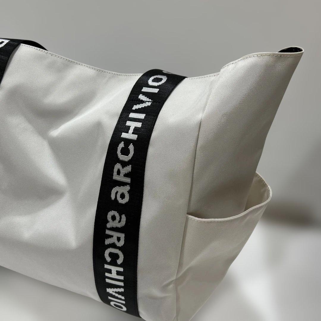 新品❤️ARCHIVIO ホワイトボストンバッグ