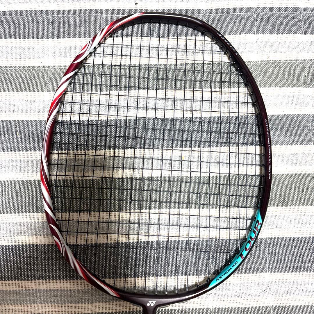 超美品 YONEX ASTROX 100 TOUR ラケット