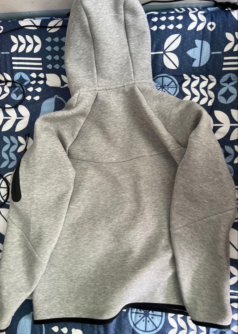 NIKE テックフリース　グレー　セットアップ上下　赤タグ