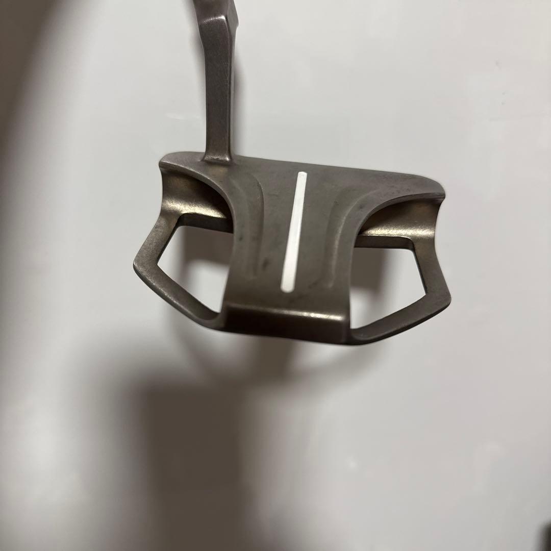 Mizuno HST 522 パター