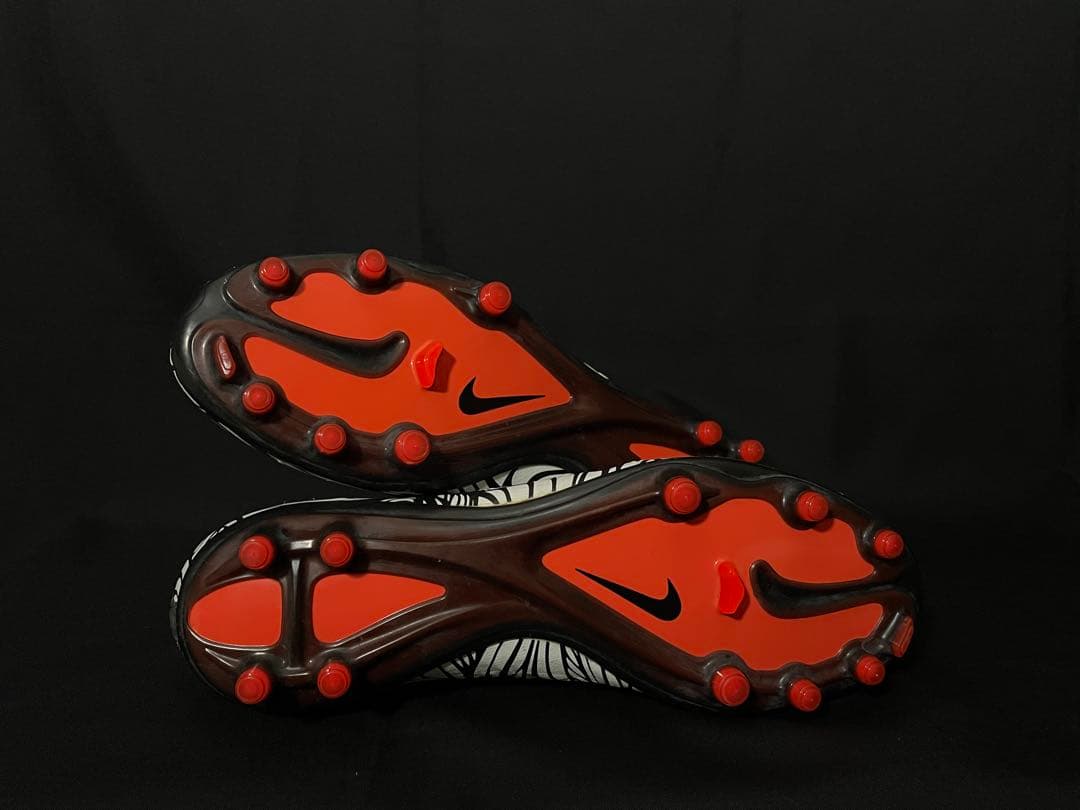シューズ Nike Hypervenom Phantom ll Neymar Jr
