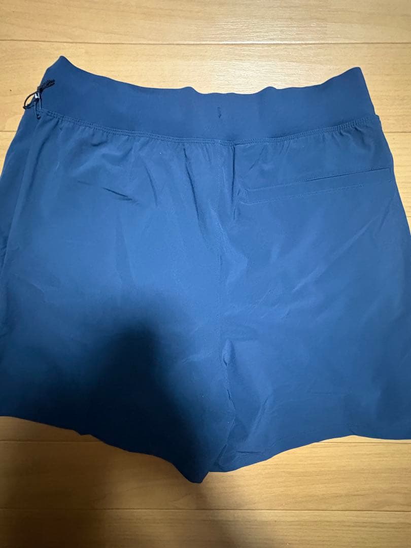 alo ショートパンツ S ネイビー ポケット付き