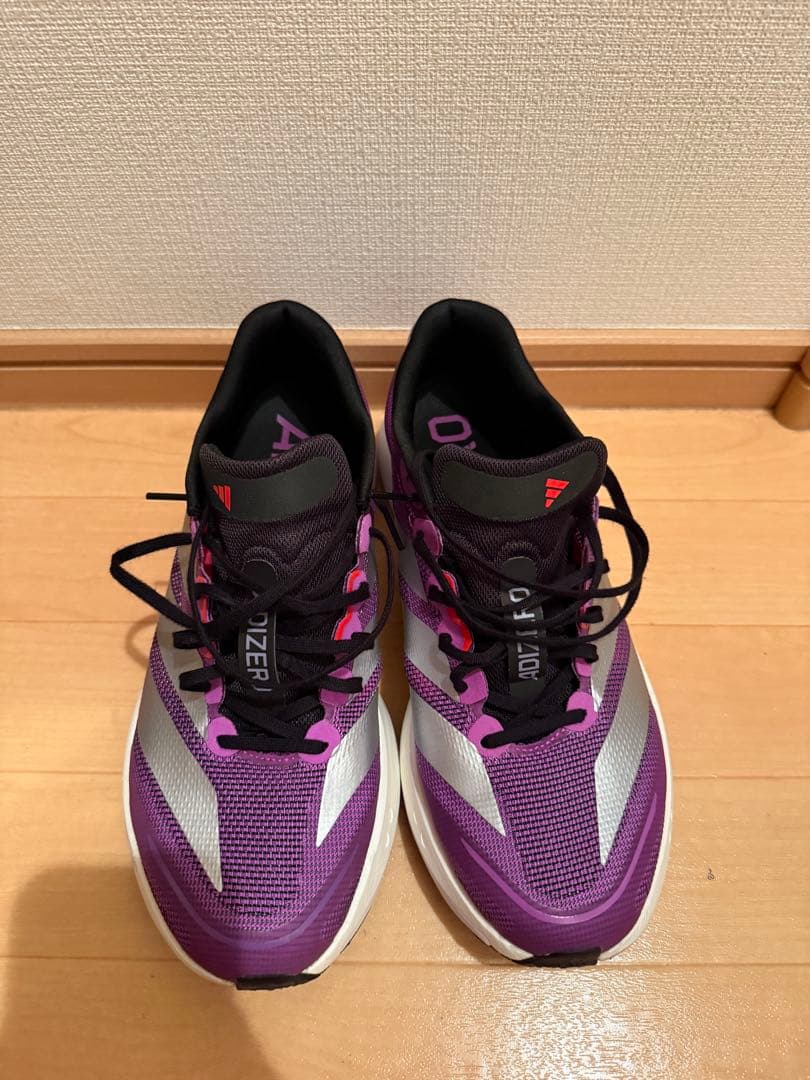 アディゼロ ボストン13