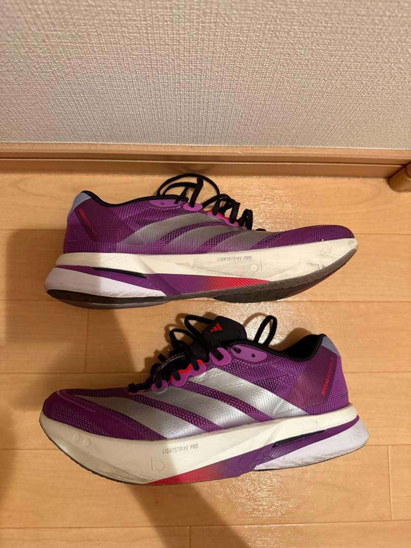 アディゼロ ボストン13