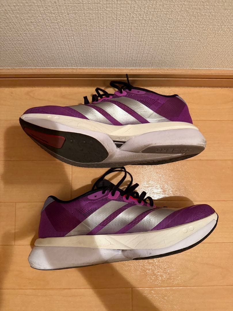 アディゼロ ボストン13