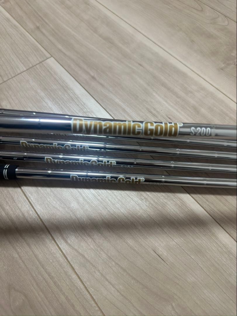 ブリヂストン 242CB+ 5~P Dinamic Gold S200