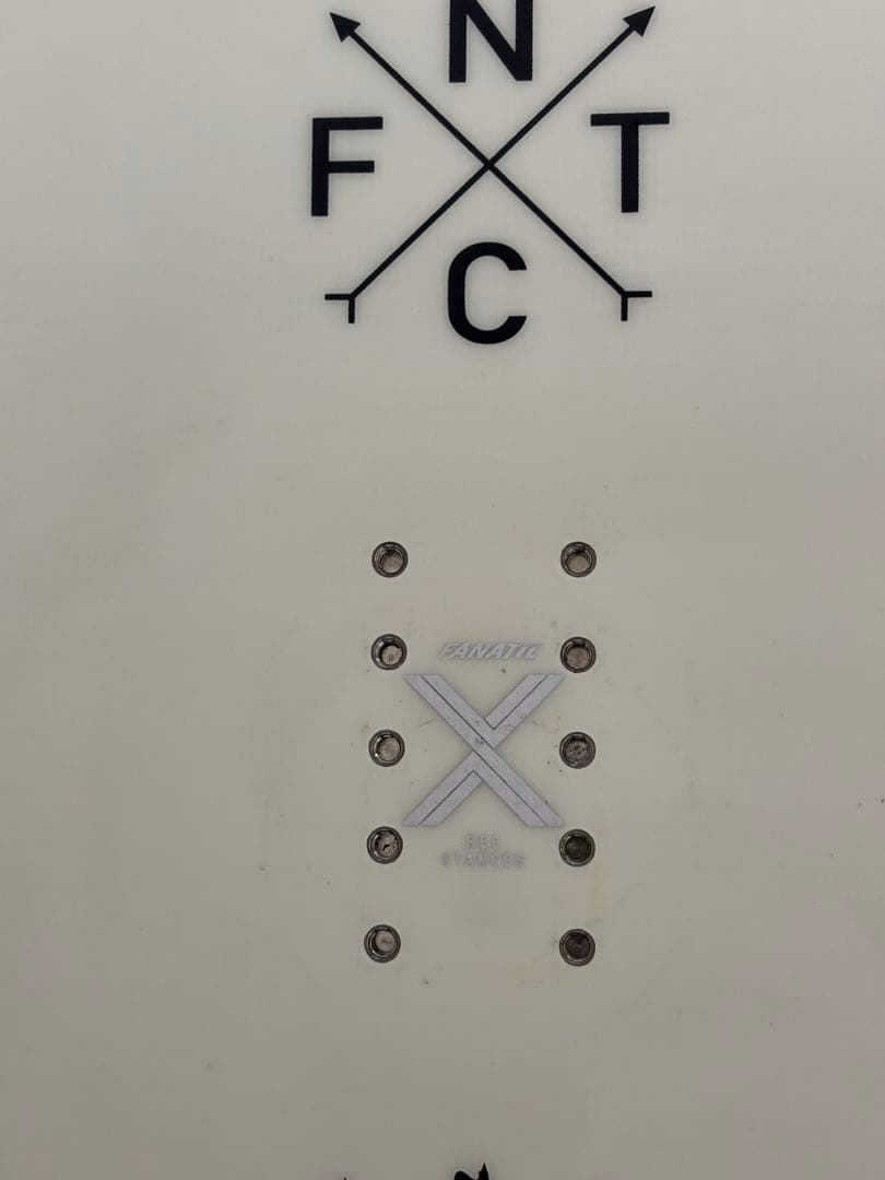 FNCT TNT スノーボード　2019
