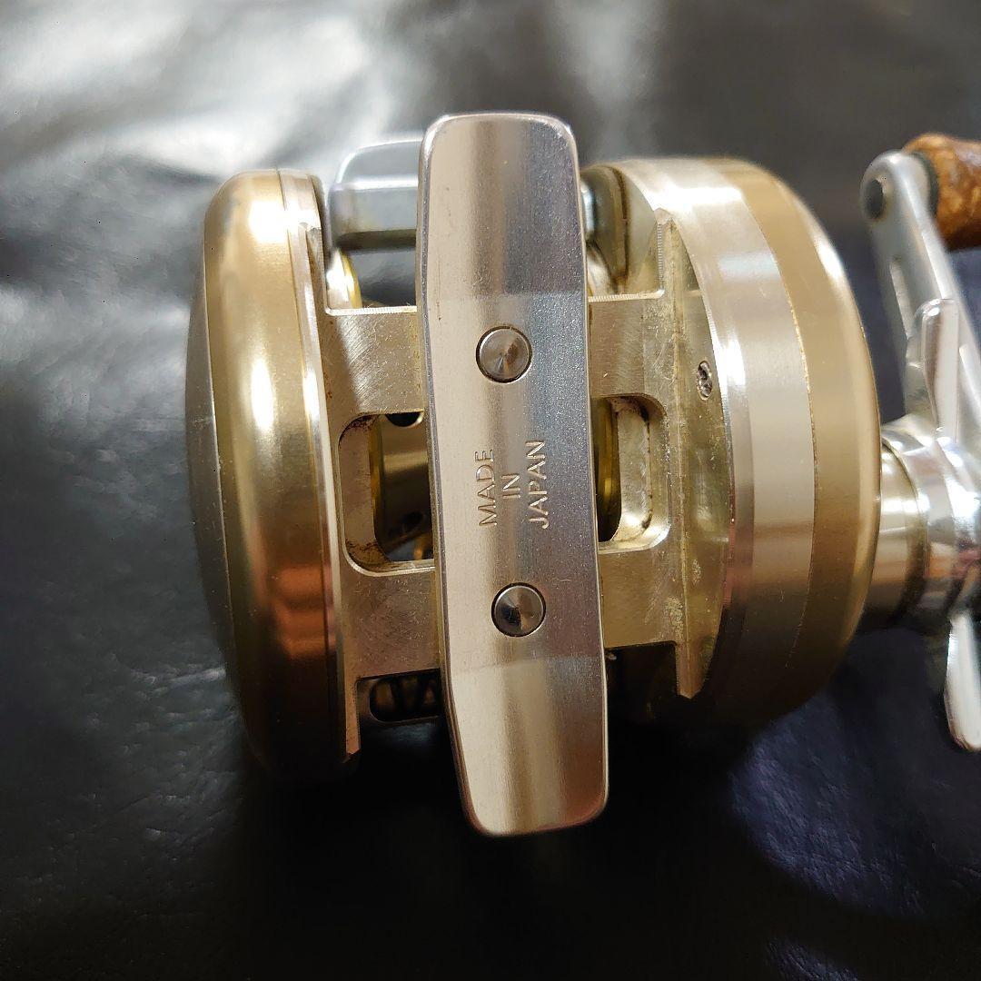 Daiwa Millionaire CV-Z 205 リール