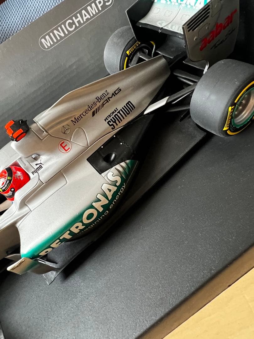 美品 1/18 ミハエル・シューマッハ メルセデス AMG W03 2012年