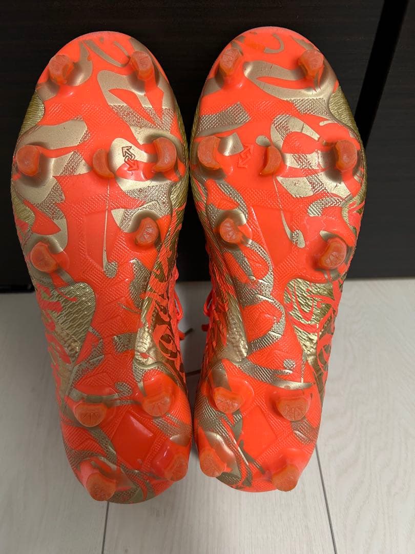 PUMAフューチャーZ1.4 NJRシグネチャーモデル　25.5cm