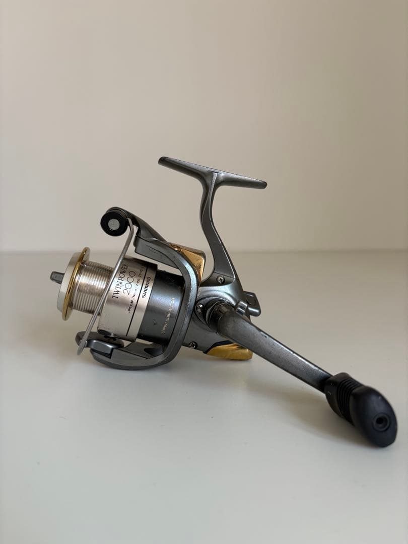 SHIMANO TWIN POWER シマノ 98ツインパワー 2000 スピニ
