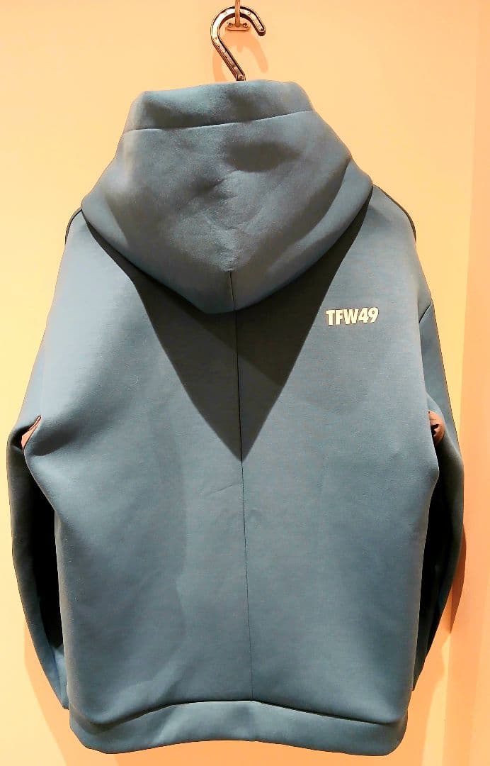 K*i様 TFW49 CARBORD MATERIAL HOODIE☆カーボード