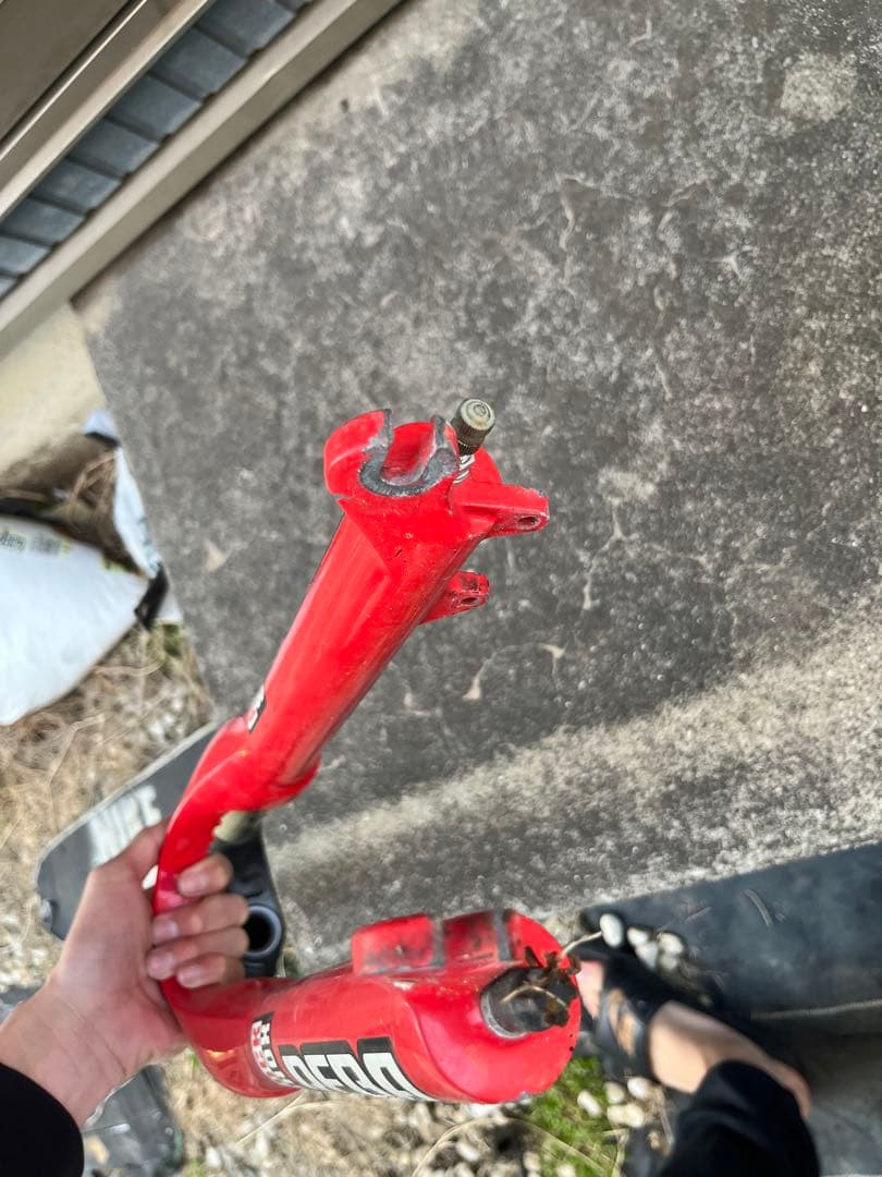 限界値下げ RockShox Reba