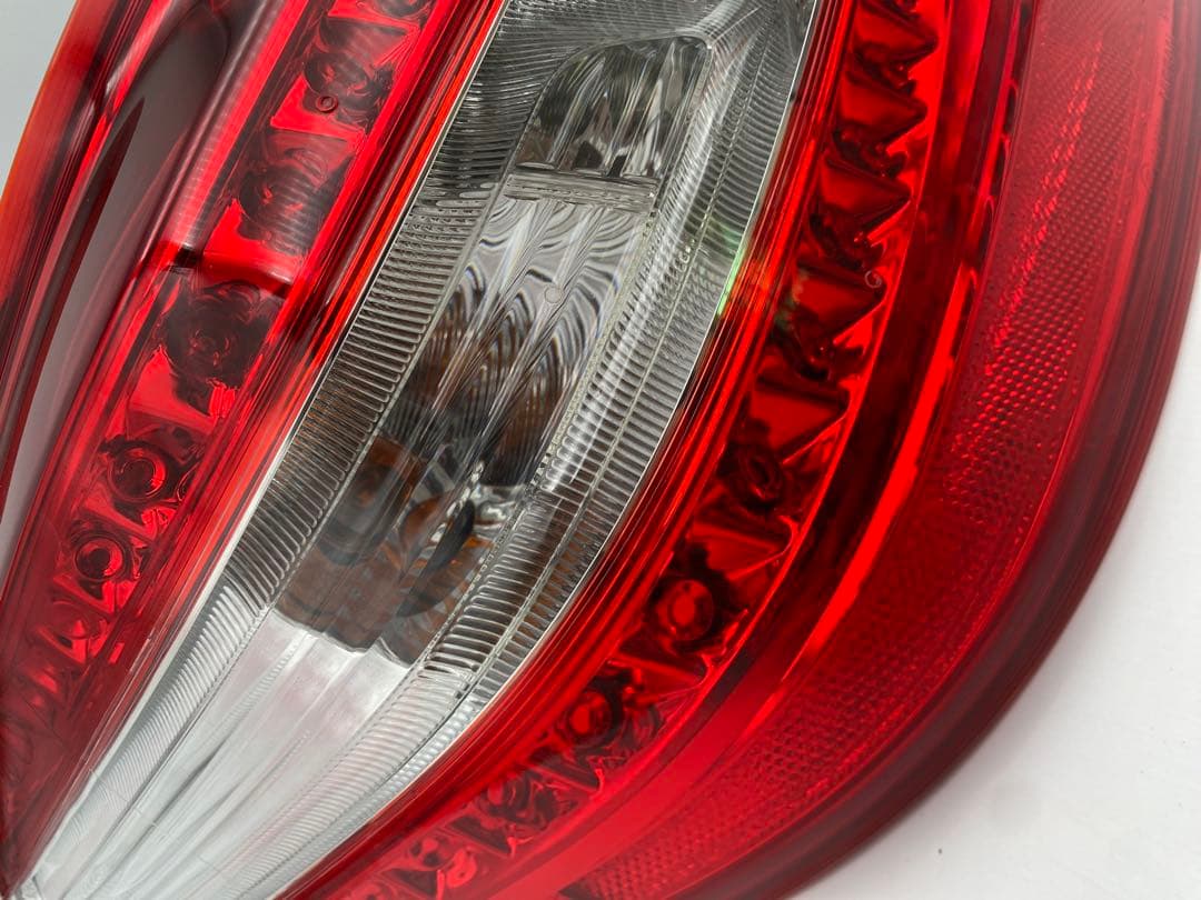 日産 ティアナ J32 純正 テールランプ 左右セット LED 点灯確認済み
