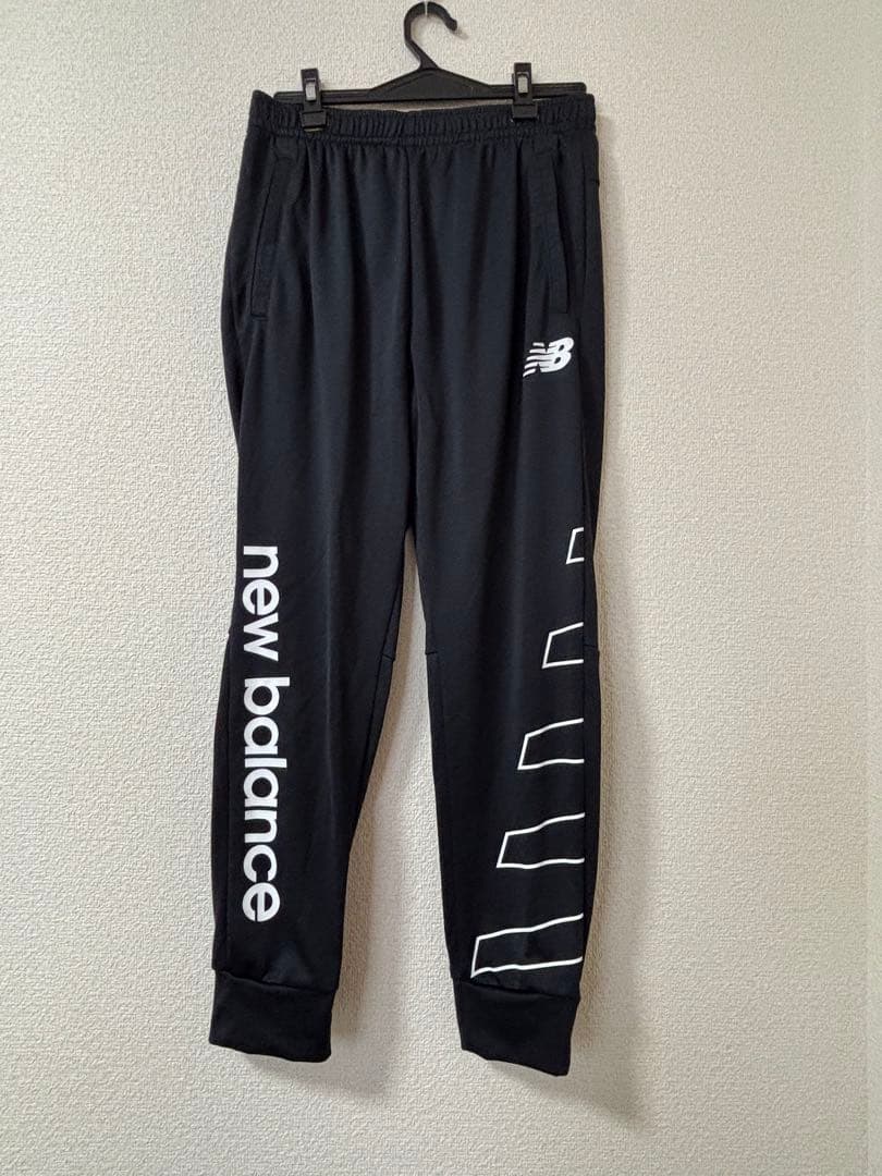 Puma & New Balance ブラックジャージパンツ　3本セット