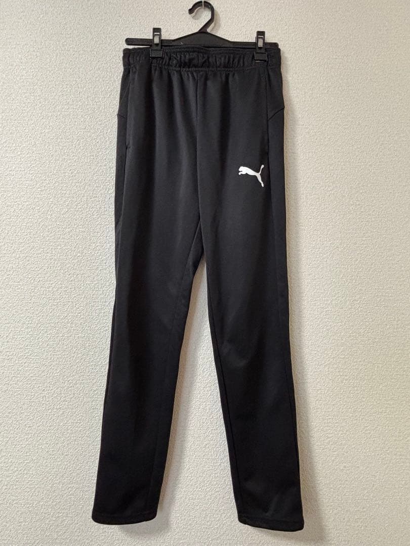 Puma & New Balance ブラックジャージパンツ　3本セット