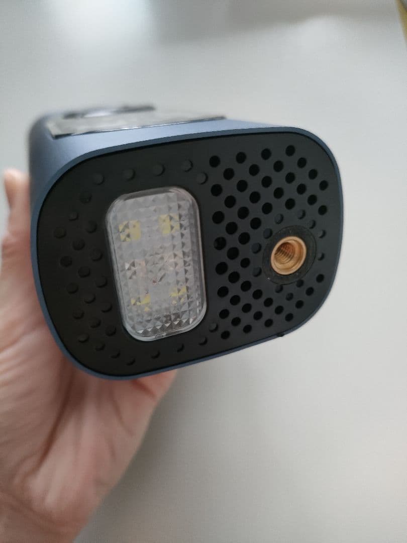 電動 空気入れ ポータブル エアコンプレッサー コードレス タイヤポンプ