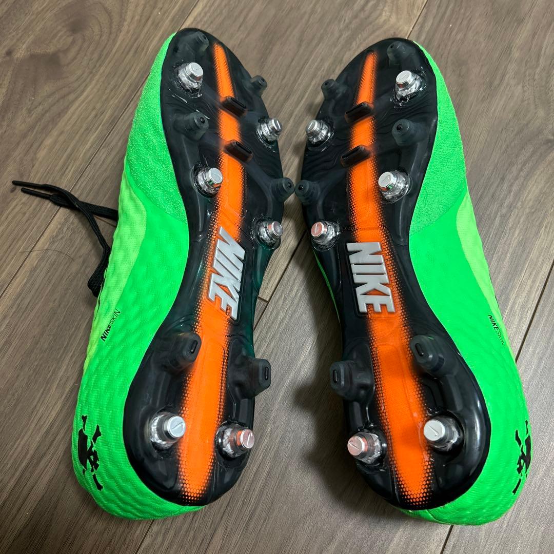 Nike サッカースパイク HYPERVENOM 選手実使用