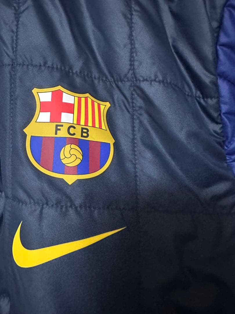 新品未使用品　FCバルセロナ　Nike x FCB ピステ・ウィンドブレーカー
