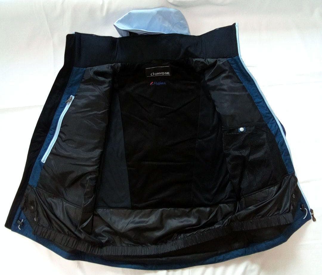新品未使用 /ONYONE オンヨネ 海外モデル OUTER JACKET/LL