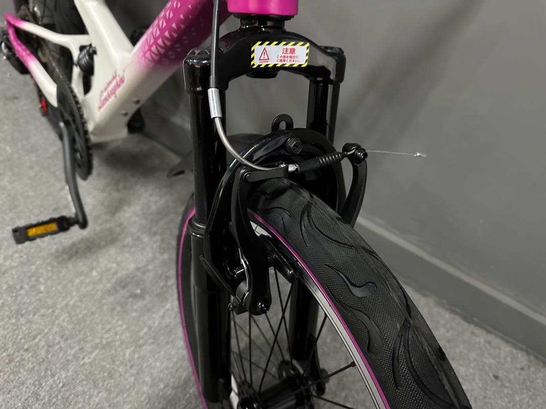 ランボルギーニ キッズバイク 20インチ サスペンション付 7段変速 新品未使用