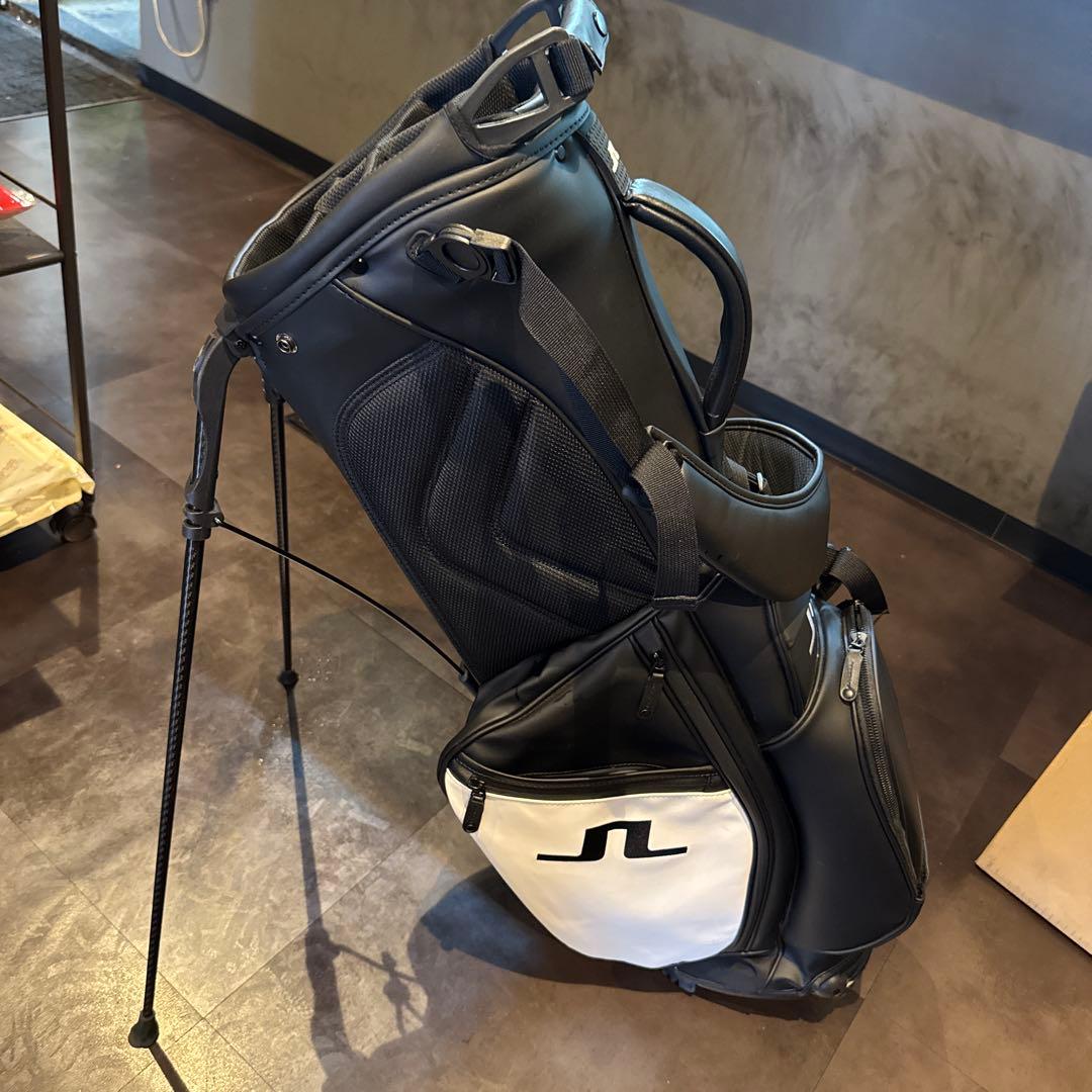 最終値下げ‼️J.LINDEBERG ベゼルコラボ　ゴルフバッグ・キャディバッグ