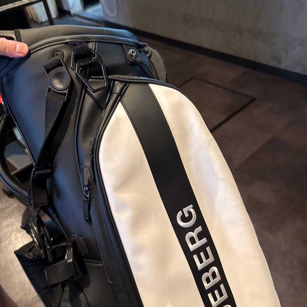 最終値下げ‼️J.LINDEBERG ベゼルコラボ　ゴルフバッグ・キャディバッグ