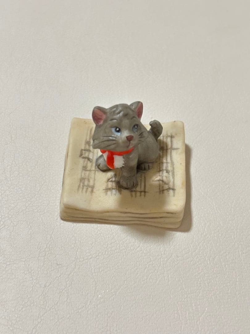 加藤工芸　kato kogei ディズニー おしゃれキャットマリー 置物