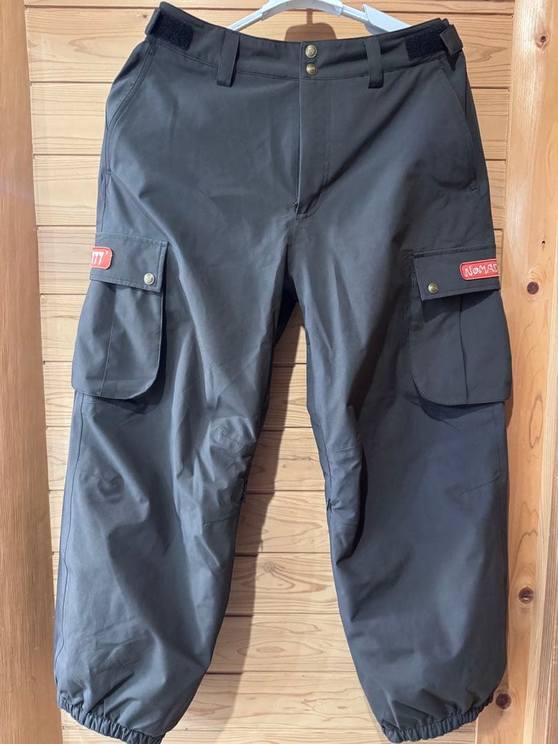 25-26 nomadik 777 セットアップ　darkglay Ｌサイズ美品