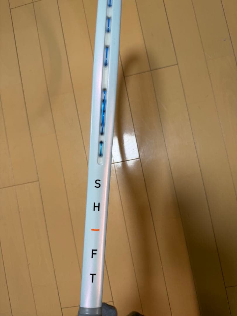 シフト99 Lab 300g テニスラケット