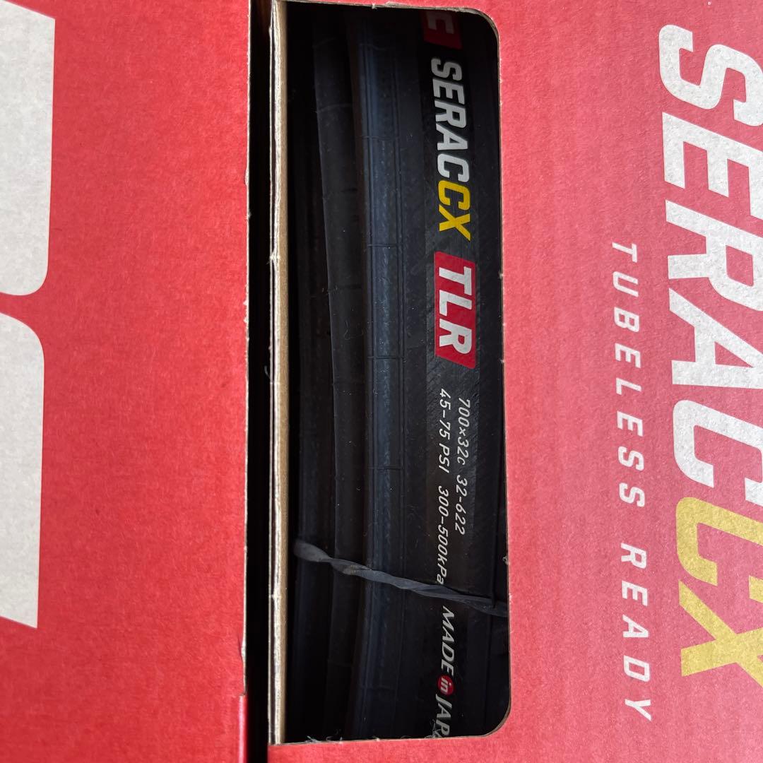 IRC SERAC CX TLR 700x32C チューブレスタイヤ2本セット