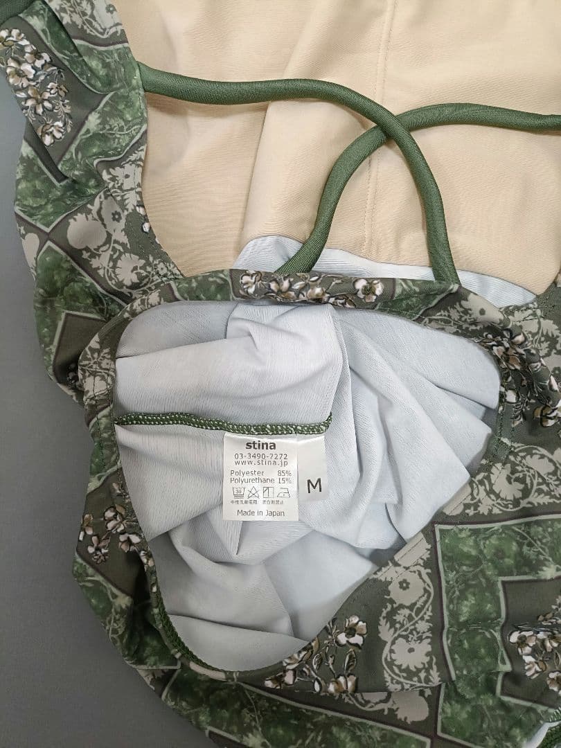 stina　スティナ　Mサイズ　半袖　キャプスリーブ　タイプP　花柄　中古美品