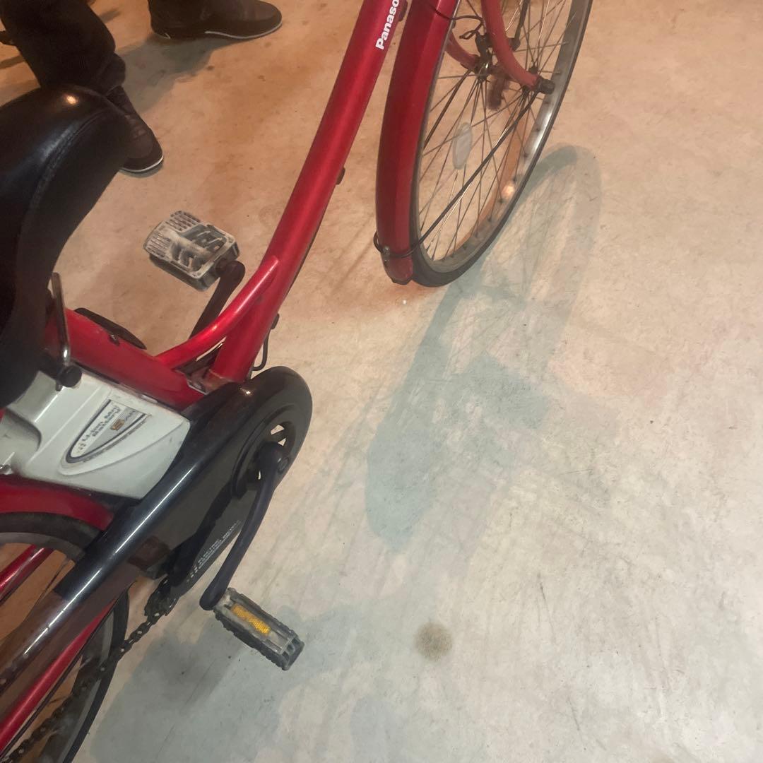 電動アシスト自転車　赤　バスケット付き