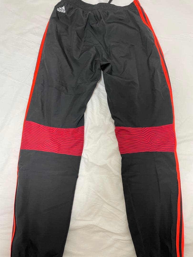 adidas マンチェスター・ユナイテッド ジャージ