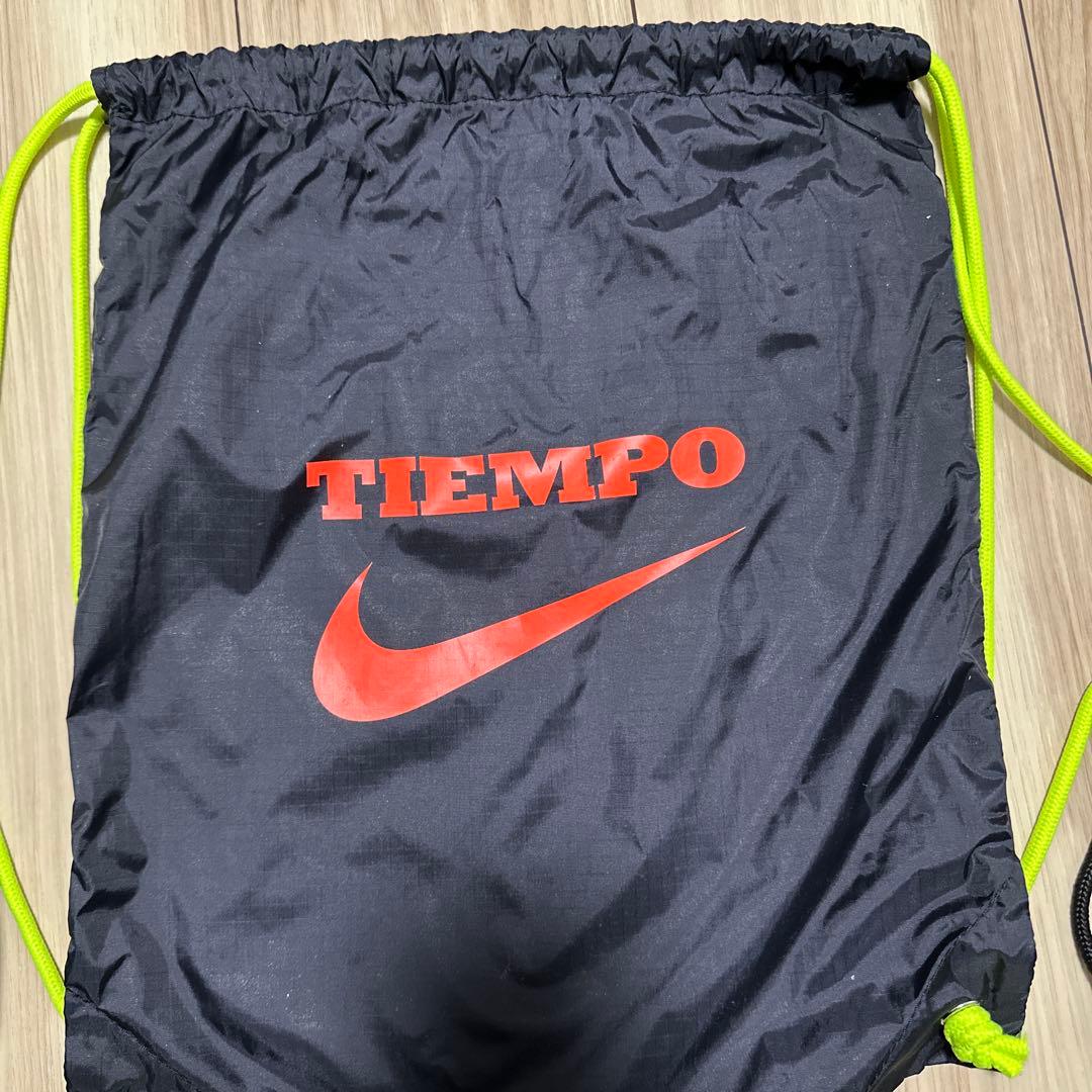 サッカースパイクティエンポレジェンド7