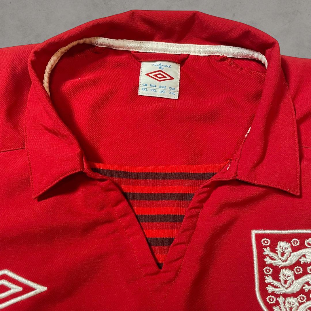 Umbro イングランド代表 ウォームアッププルオーバー刺繍ロゴ XXL 赤