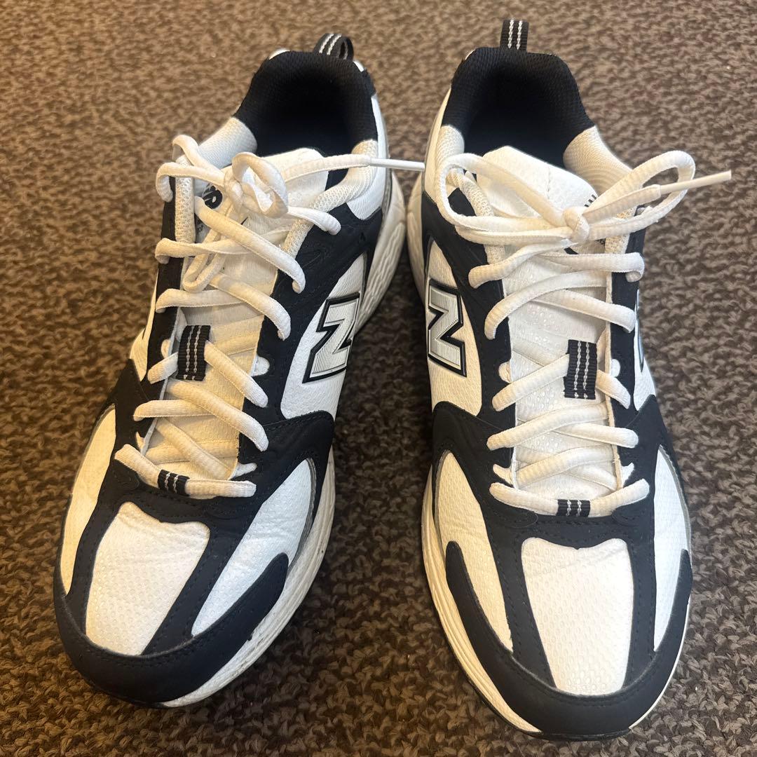超美品‼️New Balance ゴルフシューズ　ホワイト/ブラック