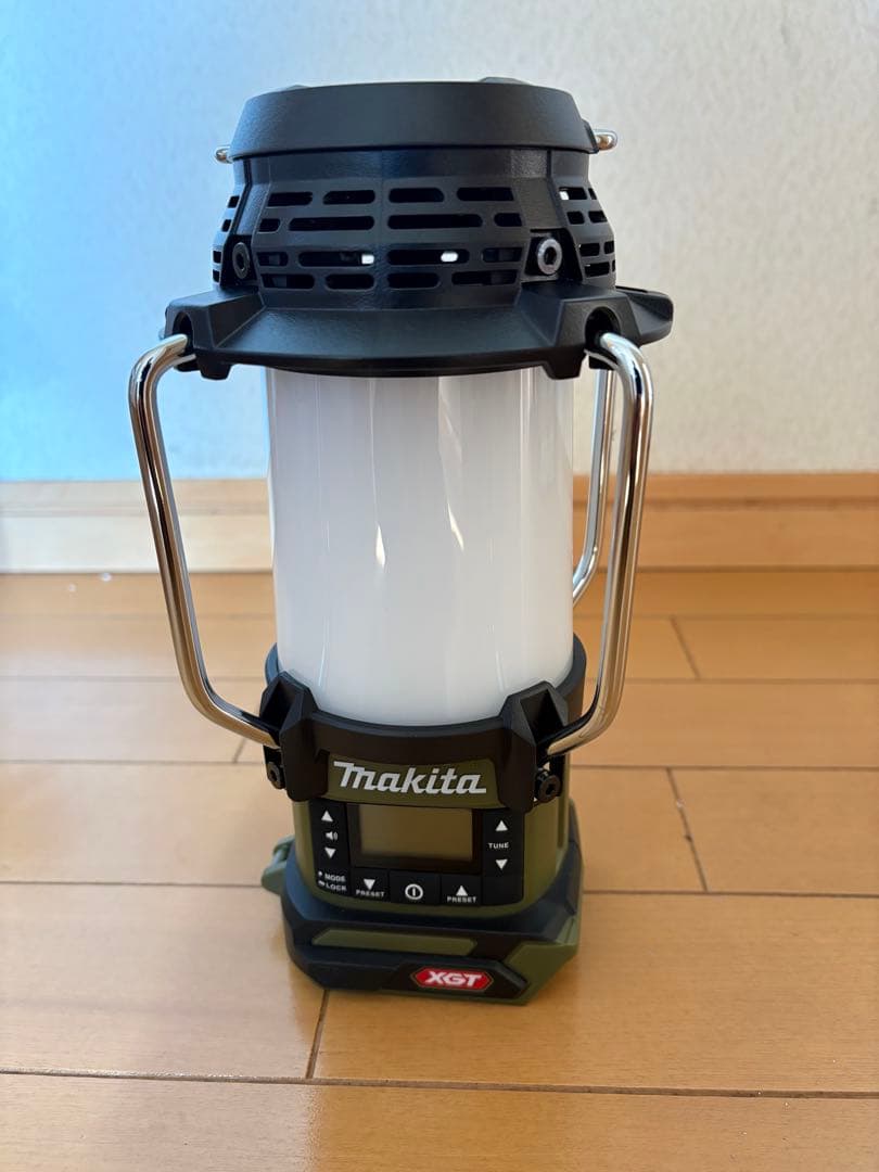 Makita MR008GZO 充電式ランタン
