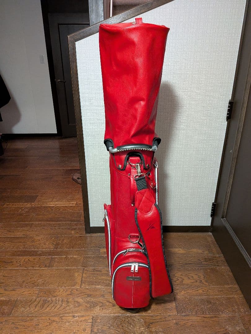 【極美品/お洒落】ゴルフバッグ スタンド式　キャディーバッグ　AXEL レザー