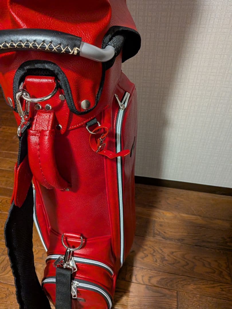 【極美品/お洒落】ゴルフバッグ スタンド式　キャディーバッグ　AXEL レザー