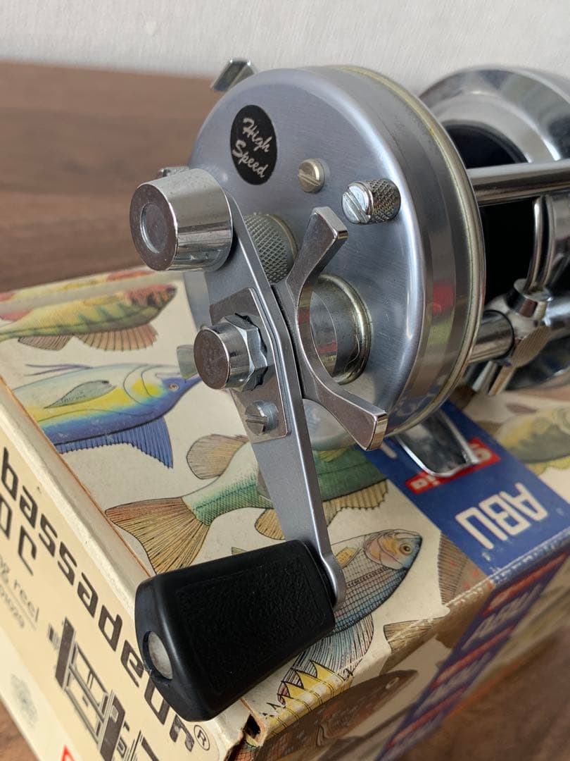 ABU Ambassadeur 5500 C ベイトリール83年製ブルー
