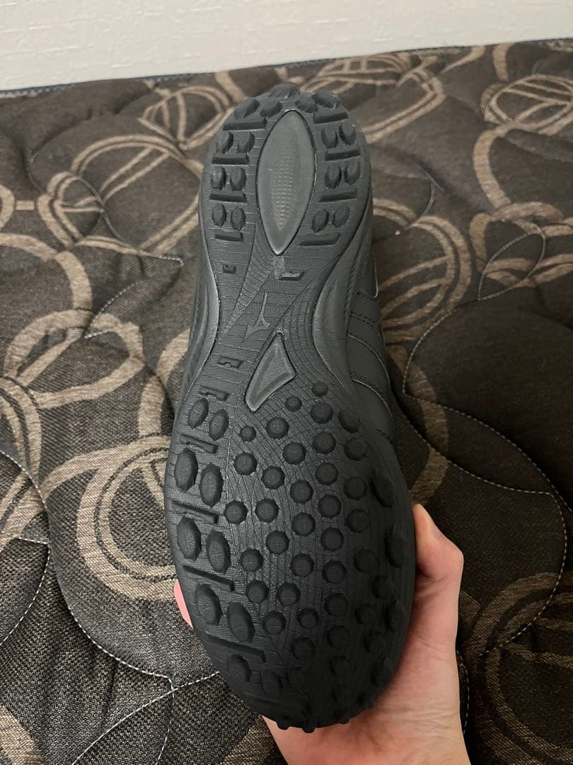 【極美品】MORELIA サッカートレーニングシューズ　サイズ27.5