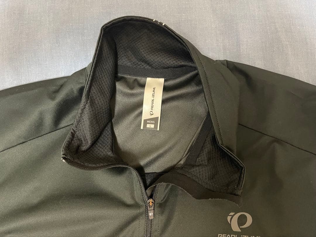 PEARL IZUMI 黒 ウィンドブレーカー Mサイズ