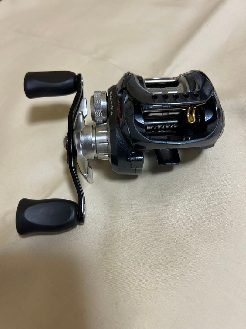 DAIWA ZILLION TW 1516SH ベイトリール